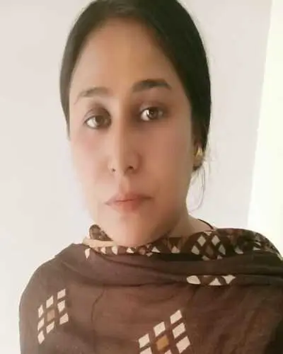azeema-khanam-lecturer-english